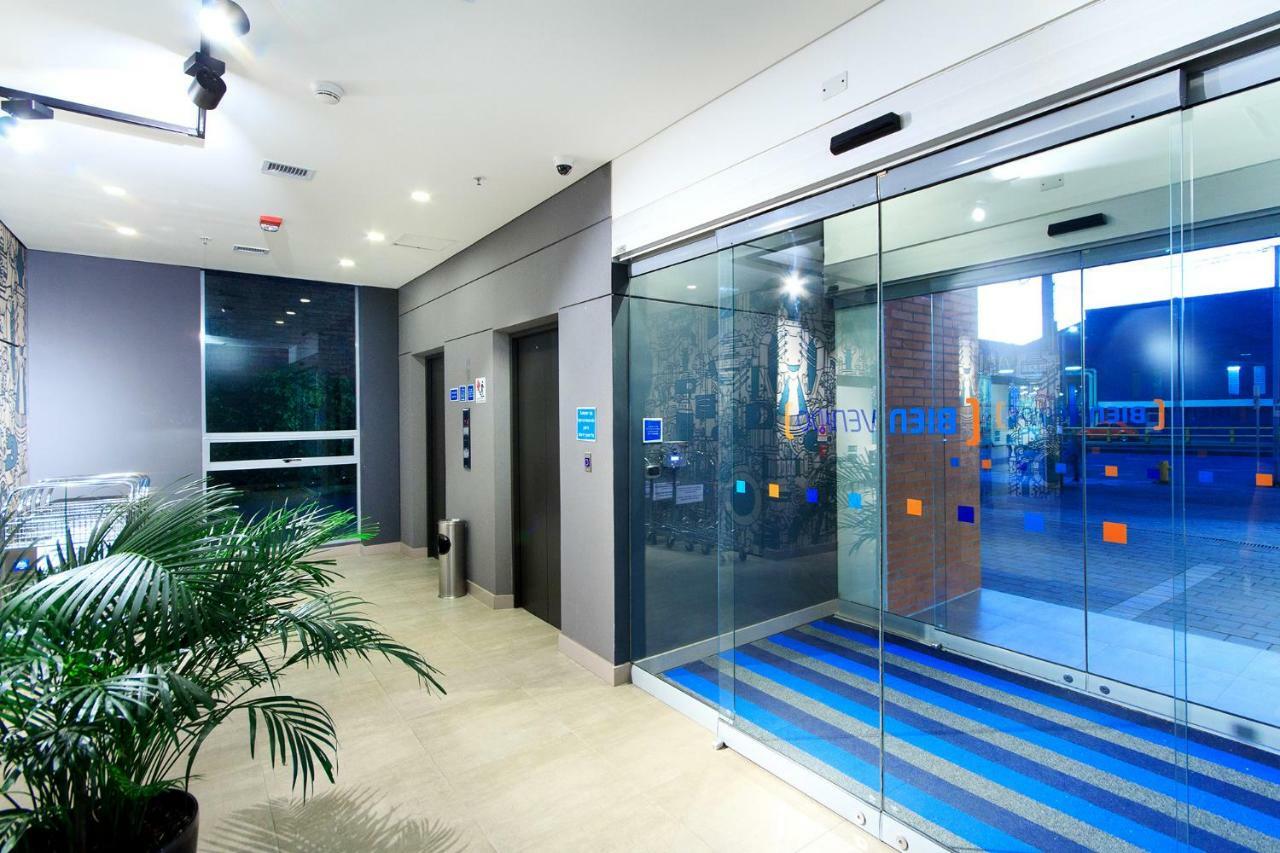 Ibis Budget Itagüí Екстериор снимка