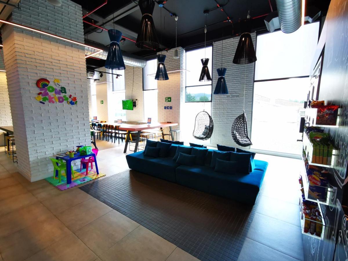 Ibis Budget Itagüí Екстериор снимка