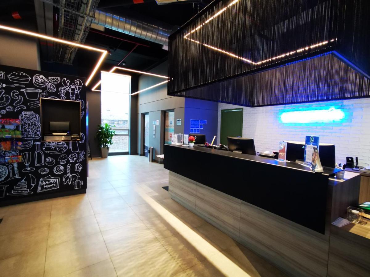 Ibis Budget Itagüí Екстериор снимка